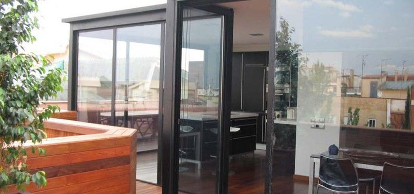 Terraza Estilo moderno Color gris, gris, negro  diseñado por Serveis Generals. JW | Gremio 