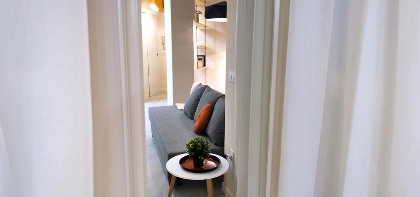 Salon Estilo moderno Color marron, marron, blanco, gris, negro  diseñado por Studiotransparente | Interiorista 