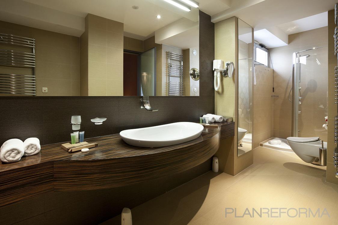 Baño Estilo clasico Color amarillo