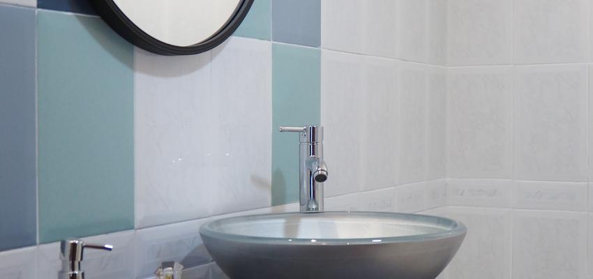 Baño, Tocador Estilo eclectico Color gris, gris  diseñado por Igone Mg/ InmoDecorSoluciones | Decorador | Copyright Es mia la foto