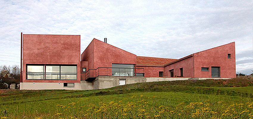 Exterior style contemporaneo color rosa, verde, beige  diseñado por José Manuel Sanz | Arquitecto 