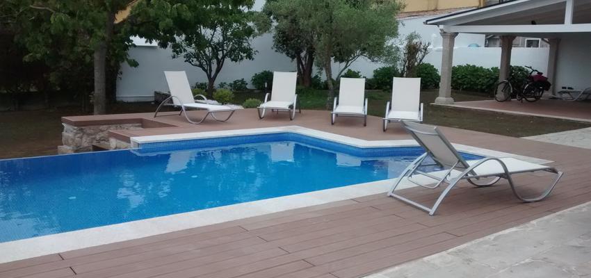 Exterior Estilo contemporaneo Color marron, marron, plateado  diseñado por Bella Capanna | Gremio 