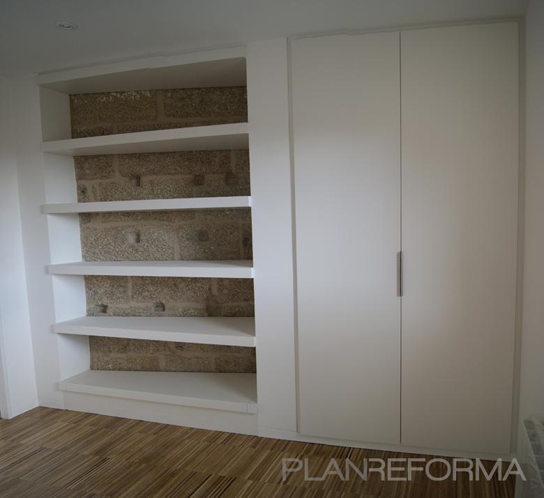 Vestidor style moderno color marron, blanco  diseñado por Bafi Ebanistería | Gremio 