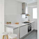 Cocina style moderno color azul oscuro, blanco, gris