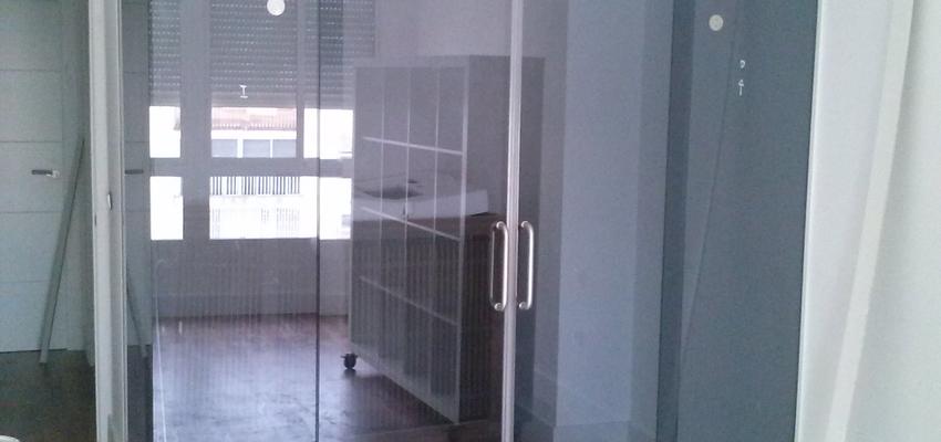 Dormitorio Estilo moderno Color blanco  diseñado por Manuel I. Garcia | Gremio | Copyright madenasa