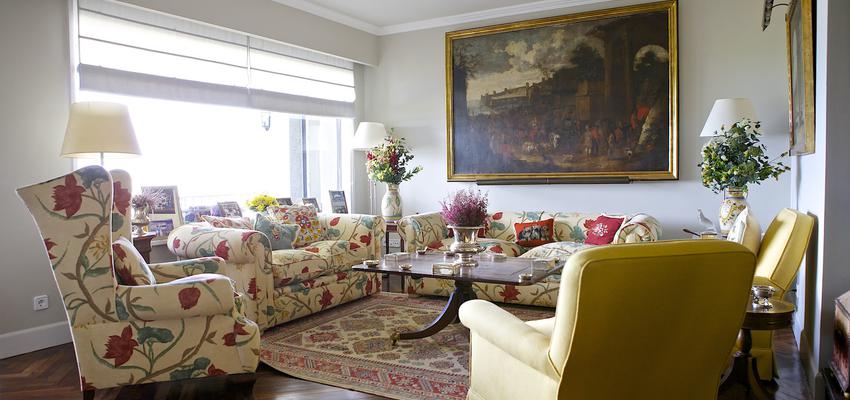 Salon Estilo clasico Color rojo, ocre, verde  diseñado por Ybarra y Zubiria | Interiorista | Copyright Ybarra y Zubiria