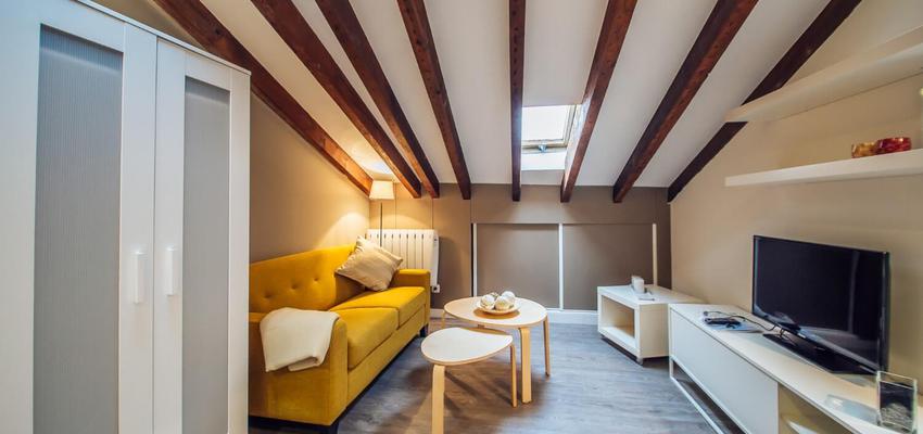 Salon Estilo moderno Color amarillo  diseñado por Arkin | Arquitecto 