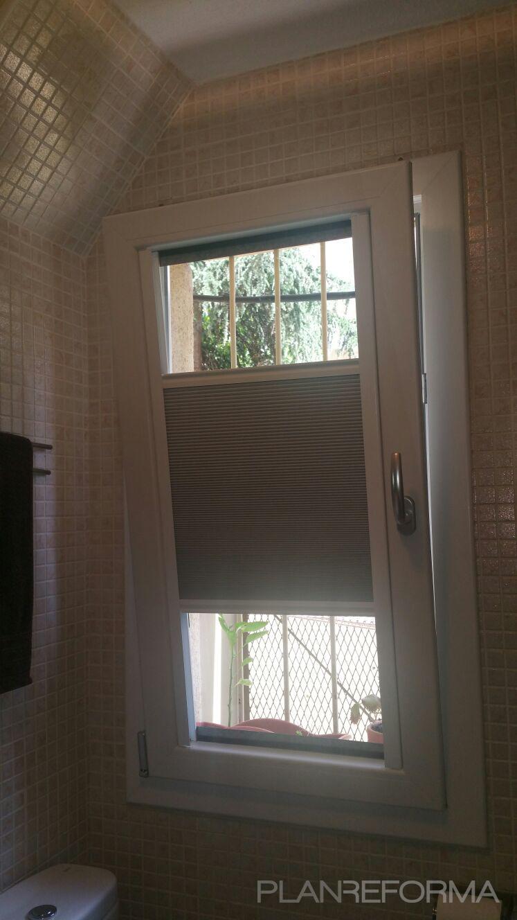 Baño Estilo moderno Color turquesa  diseñado por Giacomo Melelli | Gremio 