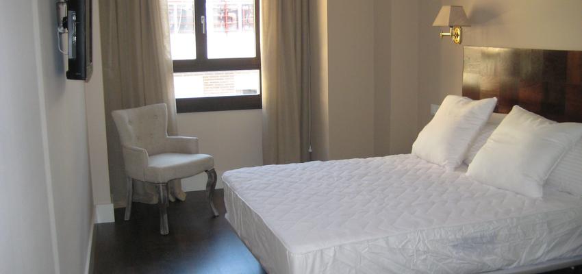 Dormitorio, Hotel style contemporaneo diseñado por Alfonso Ruiz Mijares | Arquitecto 