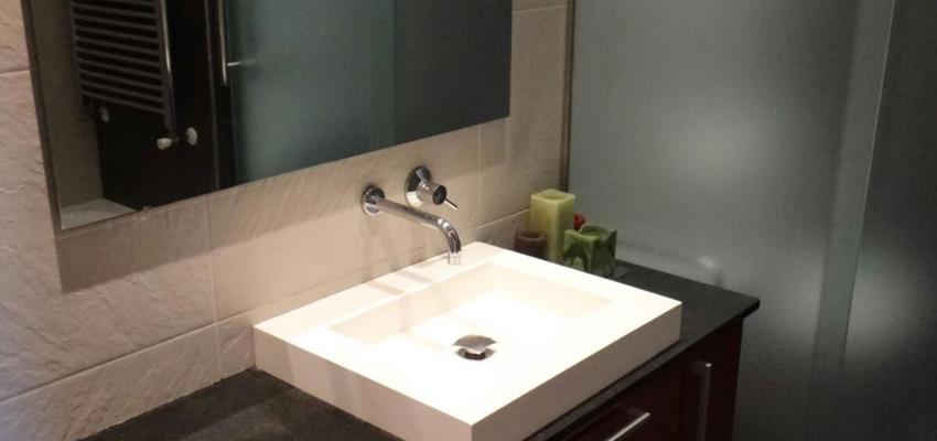 Baño Estilo moderno Color azul oscuro  diseñado por Annantis Project | Gremio | Copyright Annantis Project