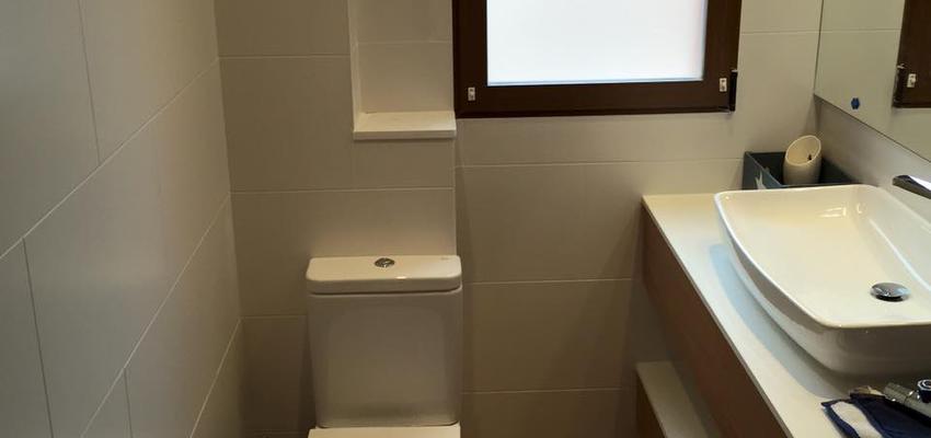 Baño Estilo mediterraneo Color marron  diseñado por diego | Gremio 