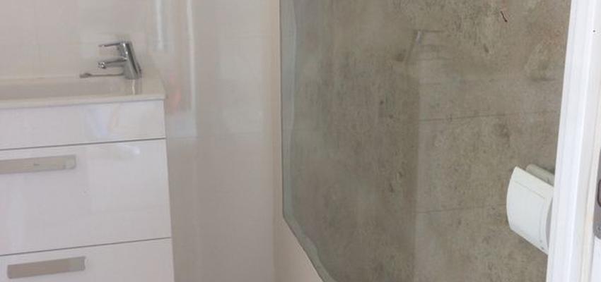 Baño style rustico color beige, beige, blanco  diseñado por Maskemodulo | Gremio | Copyright MASKEMODULO