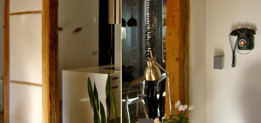 Cocina, Salon Estilo vintage Color marron, marron, blanco, gris  diseñado por Jorge Ciboure | Arquitecto 