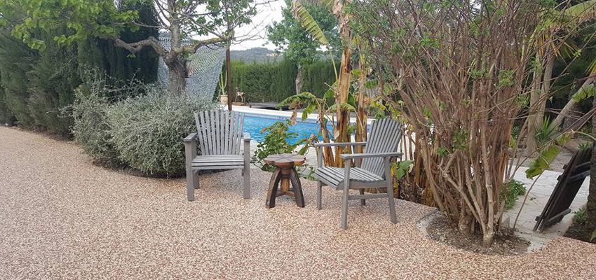 Terraza Estilo moderno Color rojo  diseñado por Hydroway | Gremio 