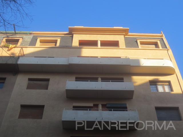 Exterior style contemporaneo color marron, ocre  diseñado por lluís segarra | Arquitecto Técnico | Copyright Lluís Segarra