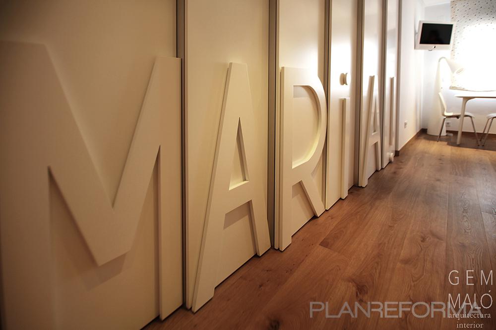 Niños Estilo vanguardista Color marron, blanco  diseñado por Gemmalo arquitectura interior | Interiorista | Copyright si