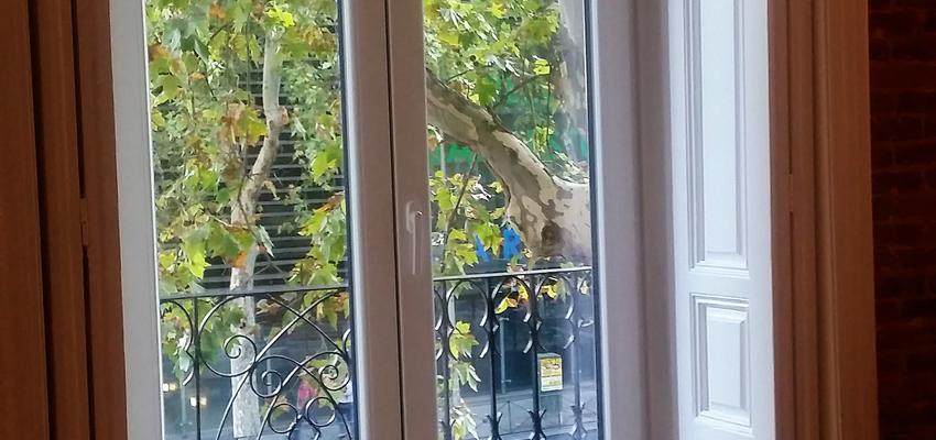 Comedor Estilo moderno Color marron, blanco  diseñado por Saint Provence | Gremio | Copyright saintprovence