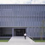 Exterior style moderno color gris, gris