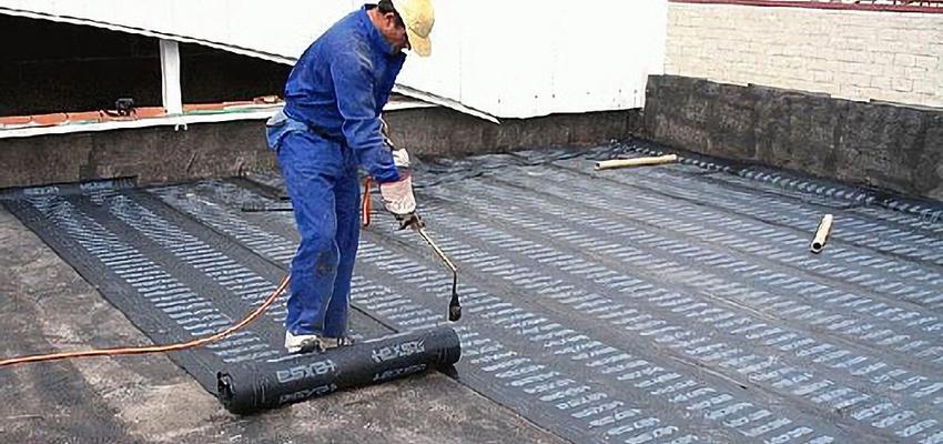 Terraza, Bodega, Exterior Estilo clasico Color marron, rosa, marron  diseñado por Tecnotechos Reformas y Pinturas | Reformista, constructor 