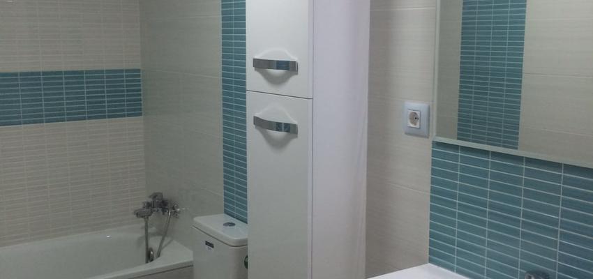 Baño Estilo moderno Color azul, gris, gris  diseñado por SECOFIR S.L.U | Arquitecto | Copyright SECOFIR S.L.U