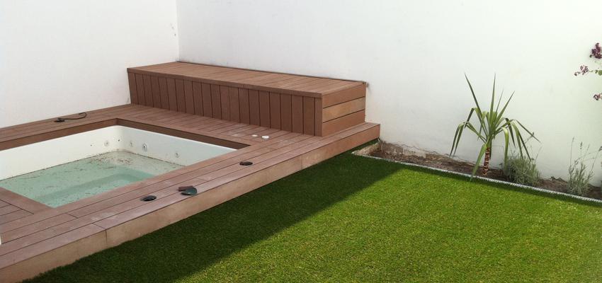 Terraza, Piscina, SPA Estilo mediterraneo Color rojo  diseñado por Parquets y Reformas STIL DICAXI | Gremio | Copyright STIL DICAXI