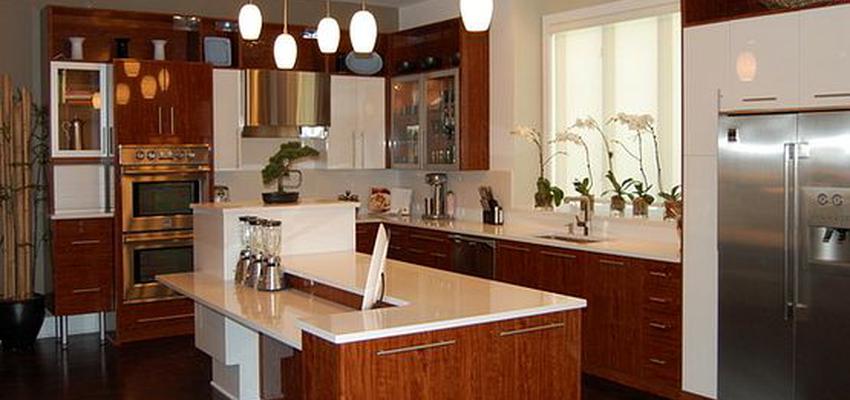 Cocina style contemporaneo color marron, marron, blanco, plateado  diseñado por Alfredo Melo Ayala | Arquitecto 