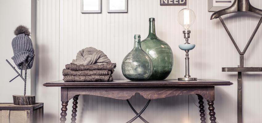 Estudio, Vestibulo, Tienda style vintage color marron, beige, blanco  diseñado por Eme_Emotional Spaces | Arquitecto Técnico | Copyright EME_Emotional Spaces Foto:Mireia Rodríguez Photography & Art Direction 