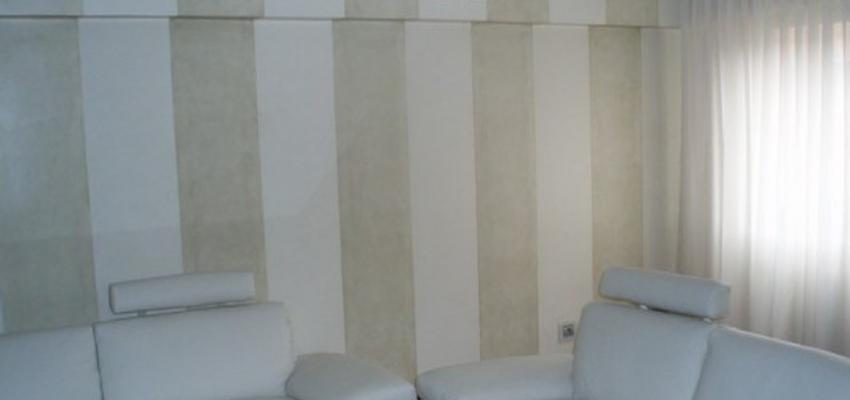 Salon Estilo clasico Color beige, blanco  diseñado por PINTAESTETIC S.L. | Gremio | Copyright Pintaestetic sl