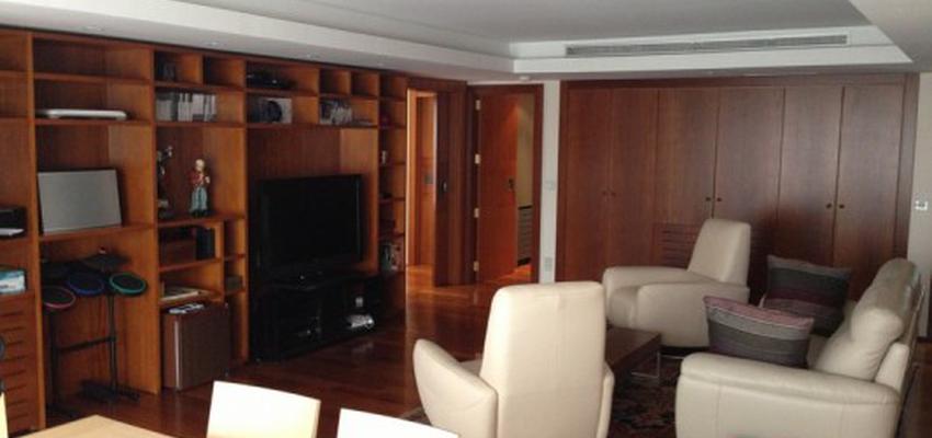 Salon Estilo clasico Color marron, marron, blanco  diseñado por PINTAESTETIC S.L. | Gremio | Copyright Pintaestetic