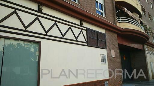 Bar style rustico color marron, beige, marron  diseñado por Prieto Wood Design | Gremio 
