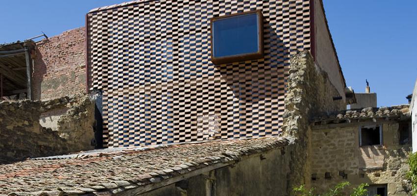 Exterior style contemporaneo color marron, marron, negro  diseñado por BLURARQUITECTURA, S.L.P. | Arquitecto 