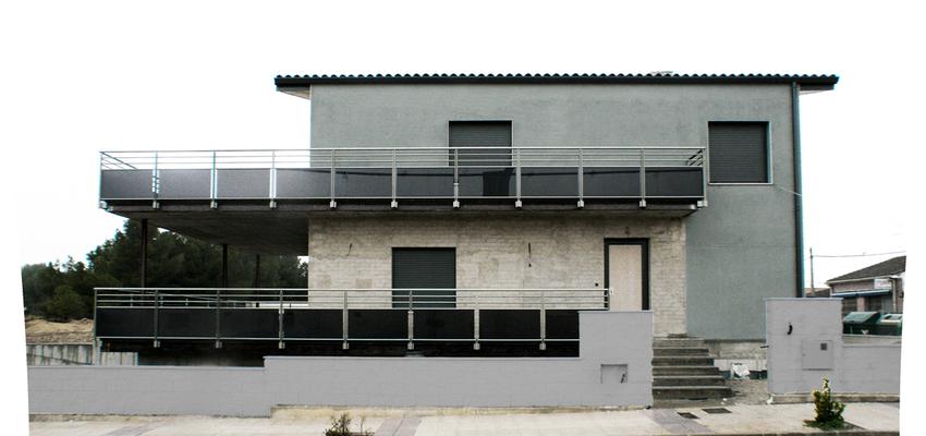 Terraza, Porche, Exterior style moderno color gris, gris, negro  diseñado por H+C arquitectos | Arquitecto 