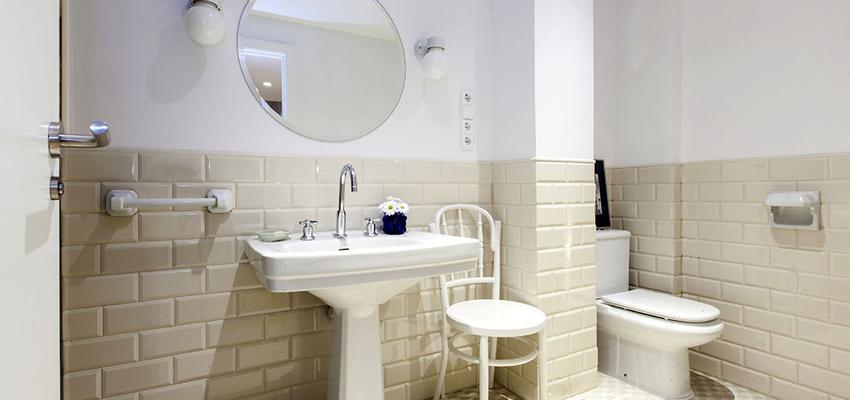 Baño Estilo contemporaneo Color beige, blanco  diseñado por Un Dos Trexa Interiorismo | Interiorista | Copyright Lupe Clemente para undostrexa