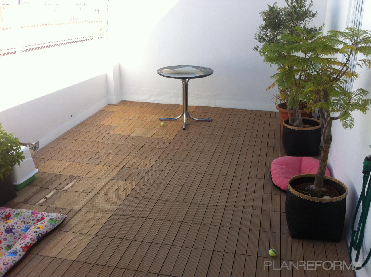 Terraza, Jardin style moderno color rojo  diseñado por steelcrea | Gremio 