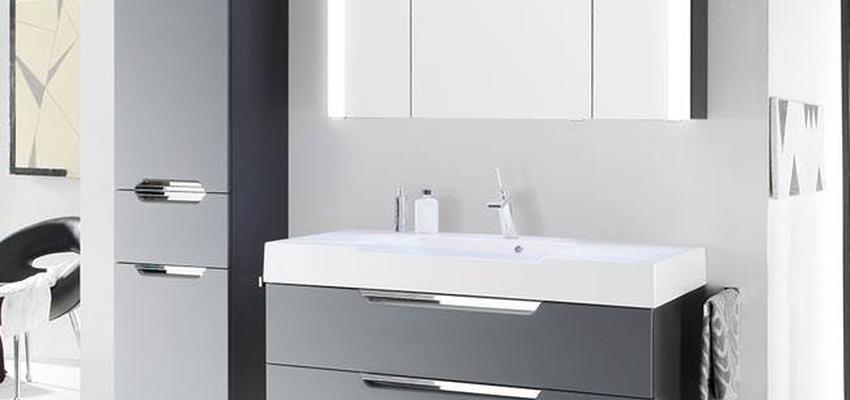 Baño Estilo moderno Color blanco, gris  diseñado por Leroy Merlin SLU | Gremio | Copyright Leroy Merlin