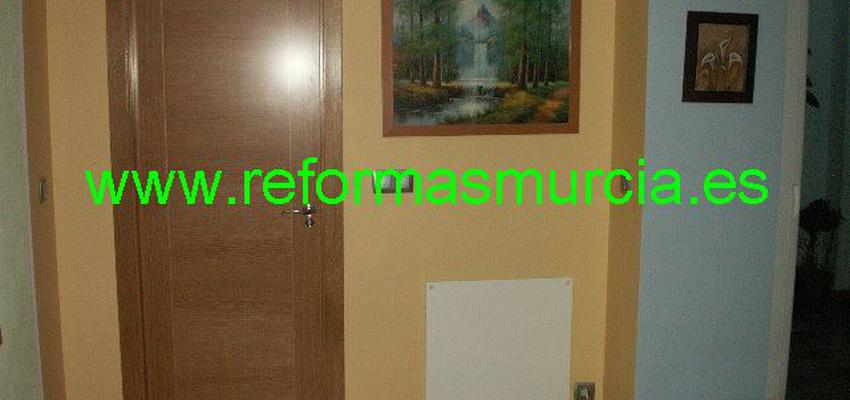 Recibidor style contemporaneo color marron, marron  diseñado por Reformasmurcia | Gremio 