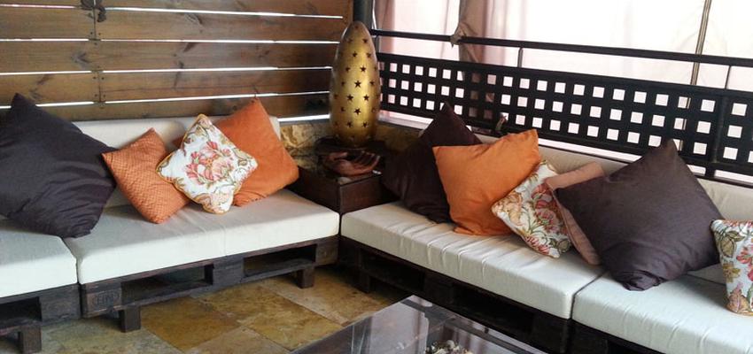 Exterior Estilo eclectico Color ocre, beige, marron  diseñado por CONSTRUCCIONES Y REFORMAS INTEGRALES CABEZA, SL. | Gremio | Copyright CONSTRUCCIONES Y REFORMAS INTEGRALES CABEZA, SL.