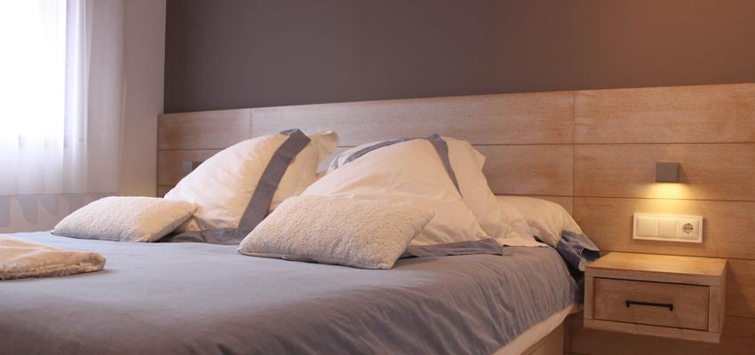 Dormitorio Estilo moderno Color verde  diseñado por BCN STUDI | Interiorista | Copyright Bcn Studi