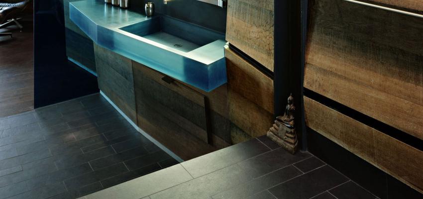 Baño, Tocador style clasico color marron, marron, negro  diseñado por L'abstudio | Interiorista 