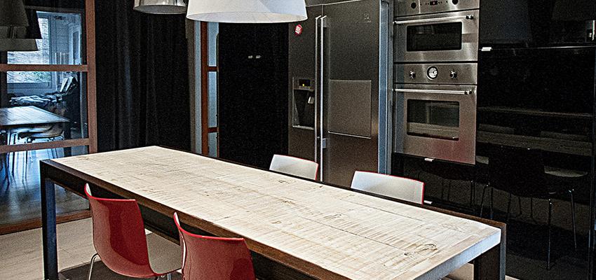 Comedor, Cocina style kitsch color marron, beige, blanco, negro  diseñado por CID DELTA SA | Interiorista 