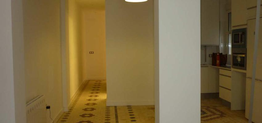 Loft style contemporaneo color ocre, marron, gris  diseñado por Lucrezia Arrias | Arquitecto 