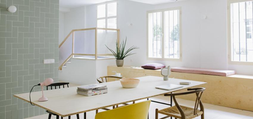 Oficina Estilo moderno Color beige, blanco, dorado  diseñado por Nimú, equipo de diseño | Interiorista 