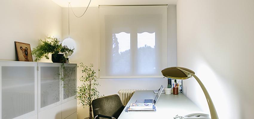 Estudio Estilo eclectico Color azul cielo, blanco, bronce  diseñado por Nimú, equipo de diseño | Interiorista | Copyright Equipo Nimú