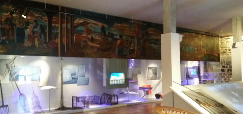 Salon Estilo tradicional Color marron  diseñado por Reformas Laen | Gremio | Copyright mio