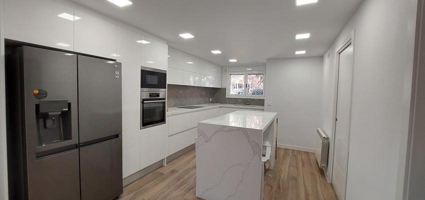 diseñado por REFORMAS Y OBRAS AMG, SL | Reformista, constructor 