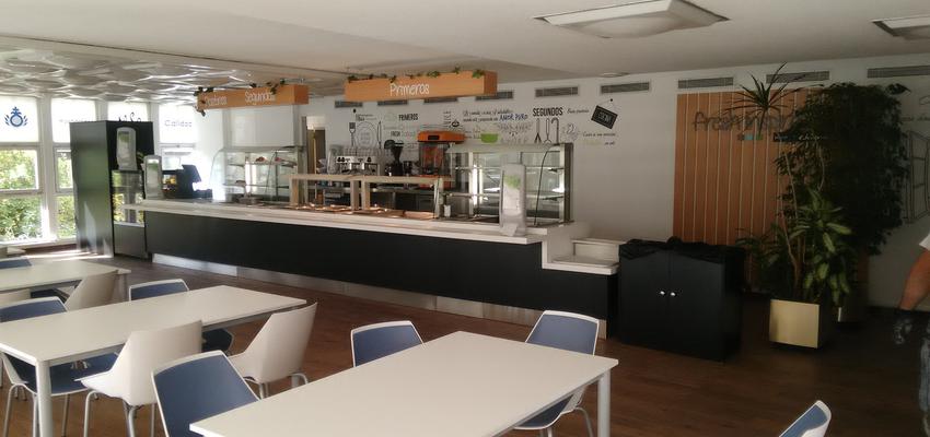 Cafeteria, Bar Estilo contemporaneo Color blanco, bronce  diseñado por Proconfort | Gremio 