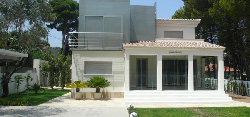 Porche, Exterior, Jardin Estilo contemporaneo Color azul oscuro  diseñado por Roberto San Segundo Jiménez | Arquitecto 