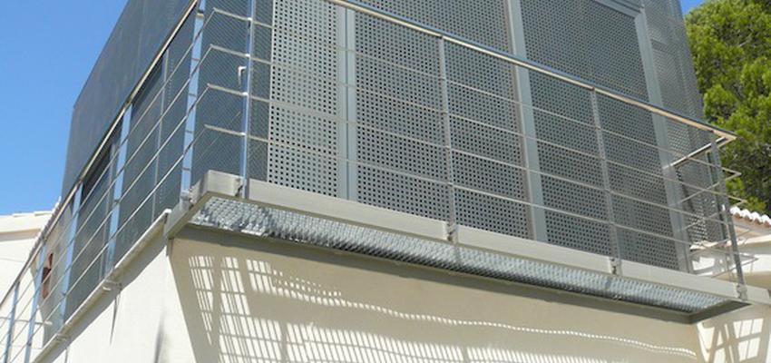 Exterior Estilo contemporaneo Color azul oscuro  diseñado por Roberto San Segundo Jiménez | Arquitecto 