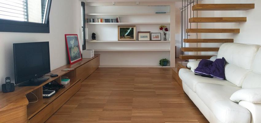 Salon Estilo contemporaneo Color marron, blanco, gris  diseñado por MANGRANA ARQUITECTES | Arquitecto 