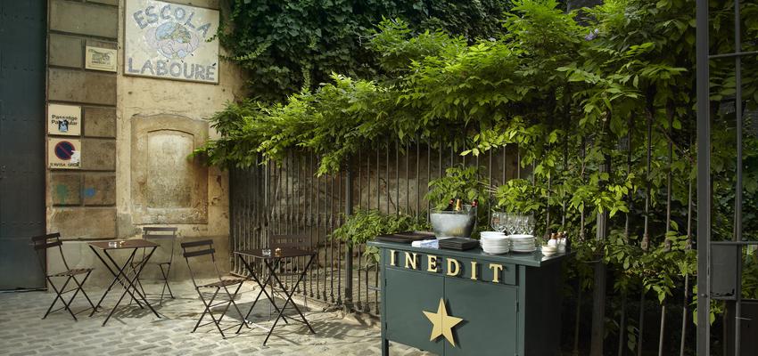 Terraza, Patio, Bar Estilo vintage Color verde, marron, negro  diseñado por MANGRANA ARQUITECTES | Arquitecto 